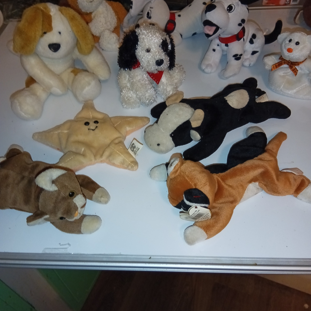 16 Plush Animal Toy Collection regular and large Sizes, NEW.
